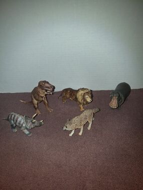 Schleich Lot of 5 Retired Animals Growling Wolf Hippopotamus T-Rex Lion